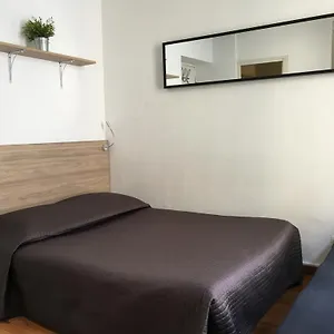 Du Petit Louvre Hotel Nizza